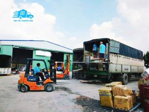 xe tải chở hàng đi hưng yên